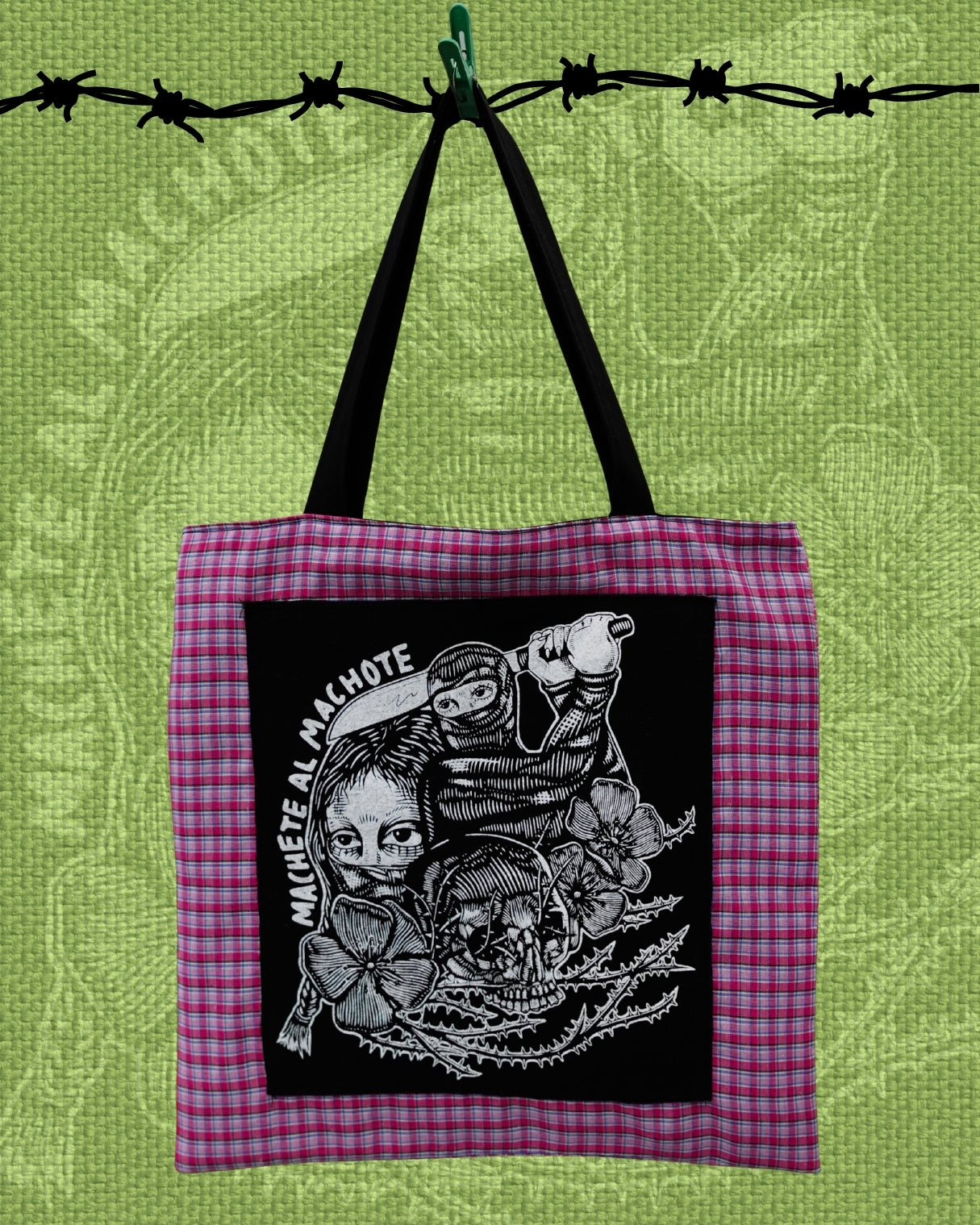 Mandil tote bags